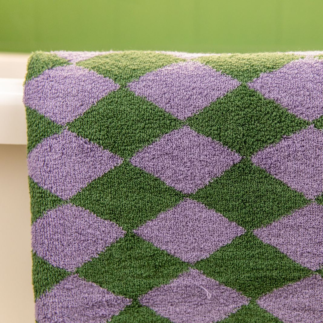 Queen of Diamonds Towel - FINAL SALE
