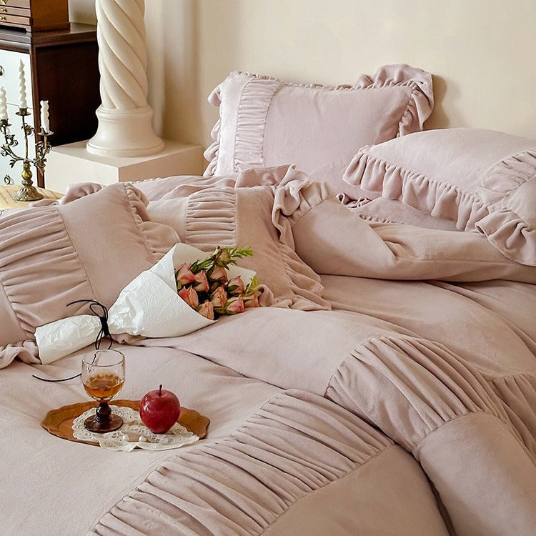 Chateau Ruffle Velvet Bedding Set