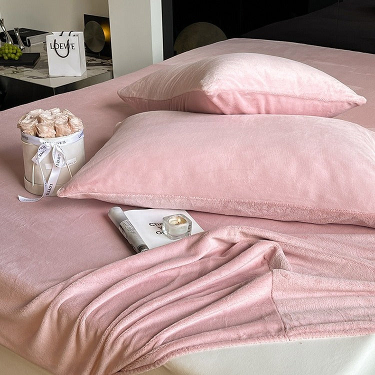 Warm Winter Fleece Pillowcase Set