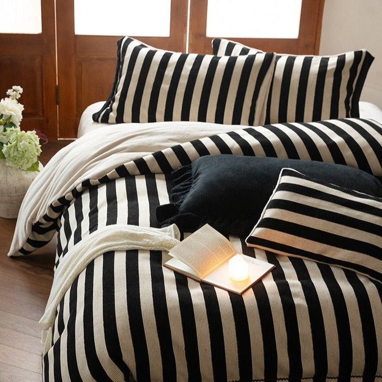 Warm Stripe Plus Bedding Set