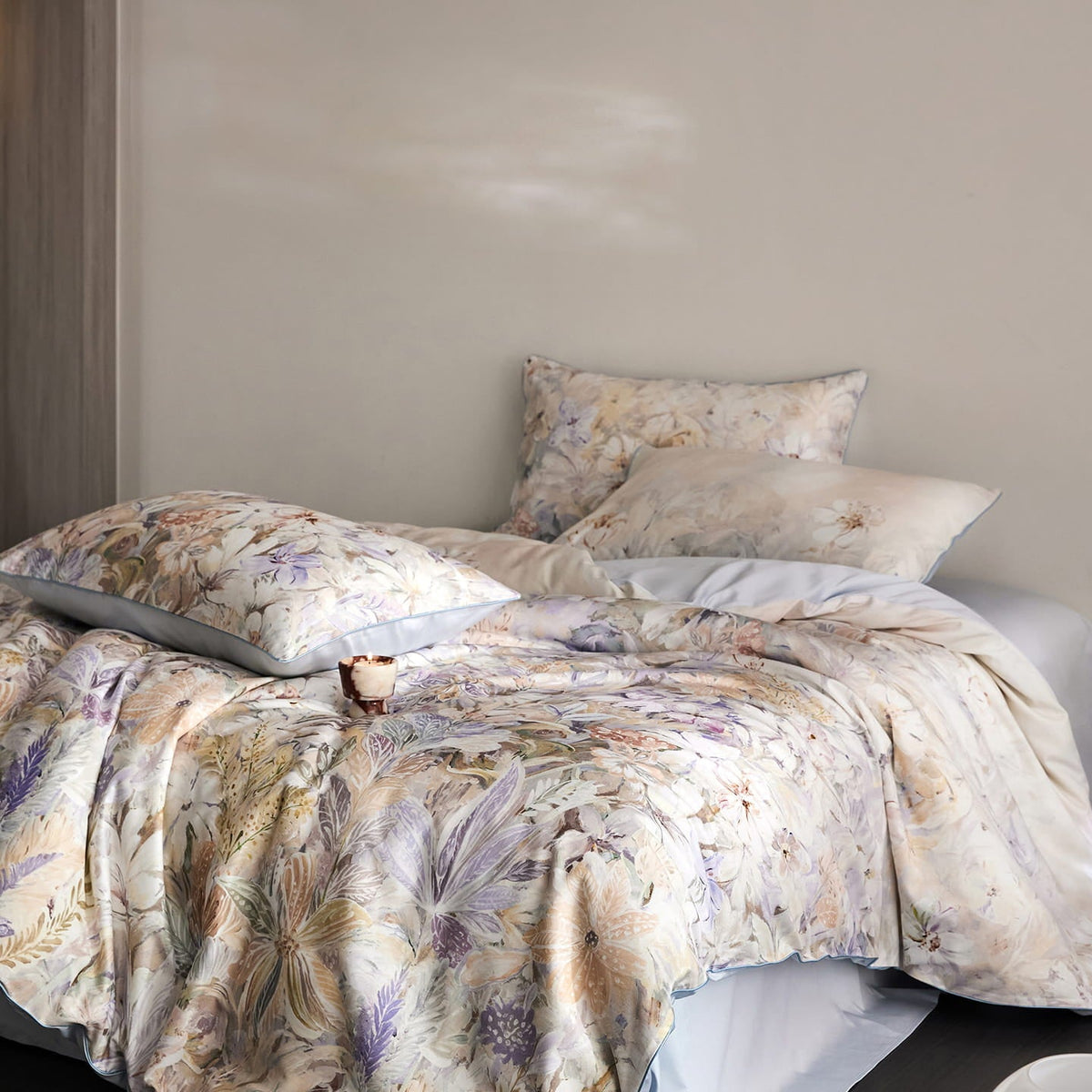 Lysora Sky Meadow Floral Egyptian Cotton Bedding Set