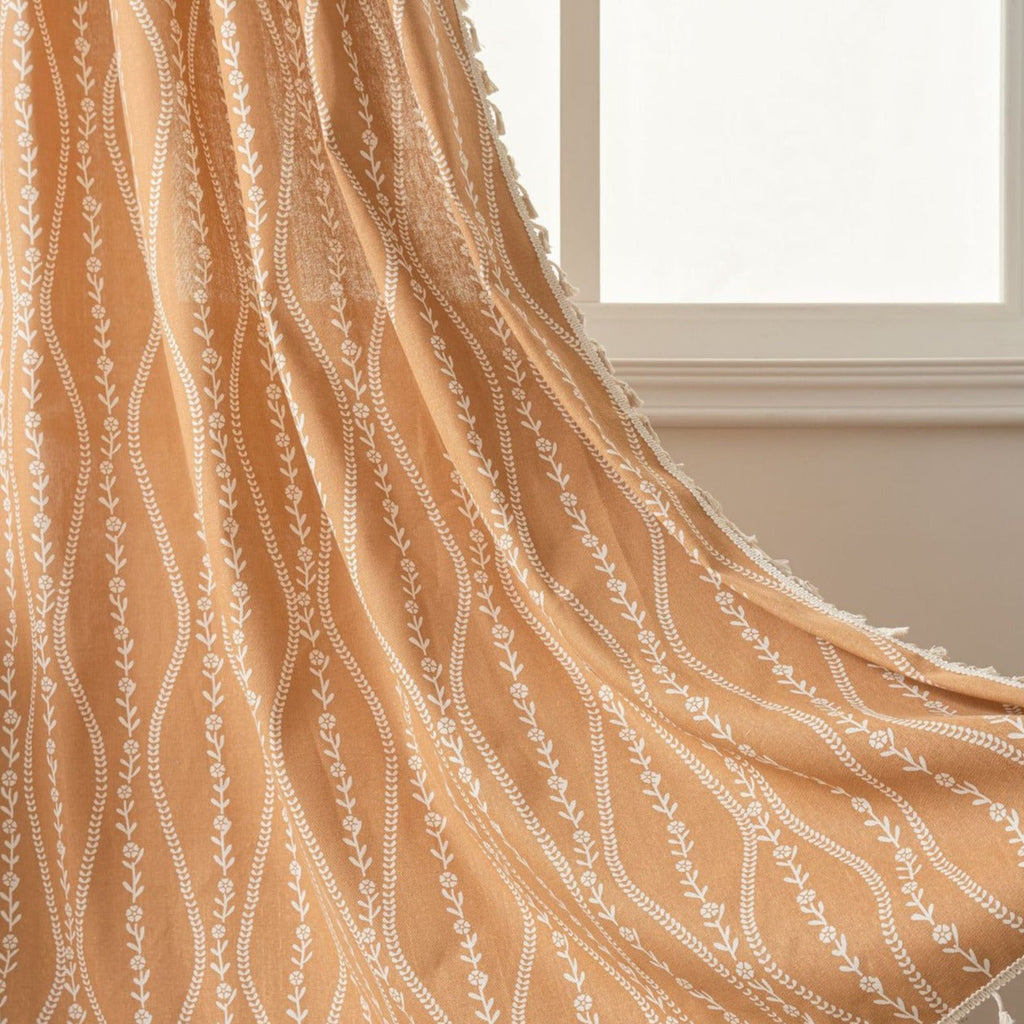 Vine Wave Tassel Curtain