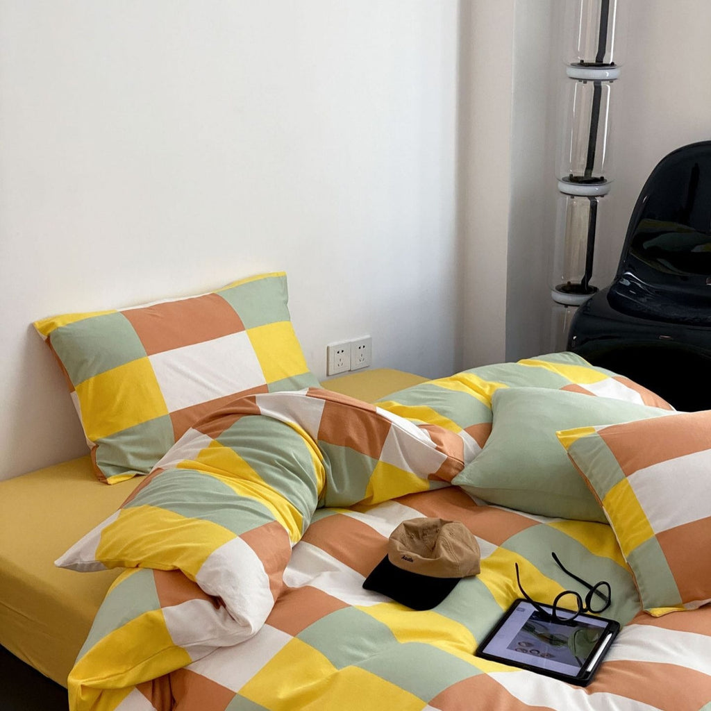 Funky Checkered Bedding Set