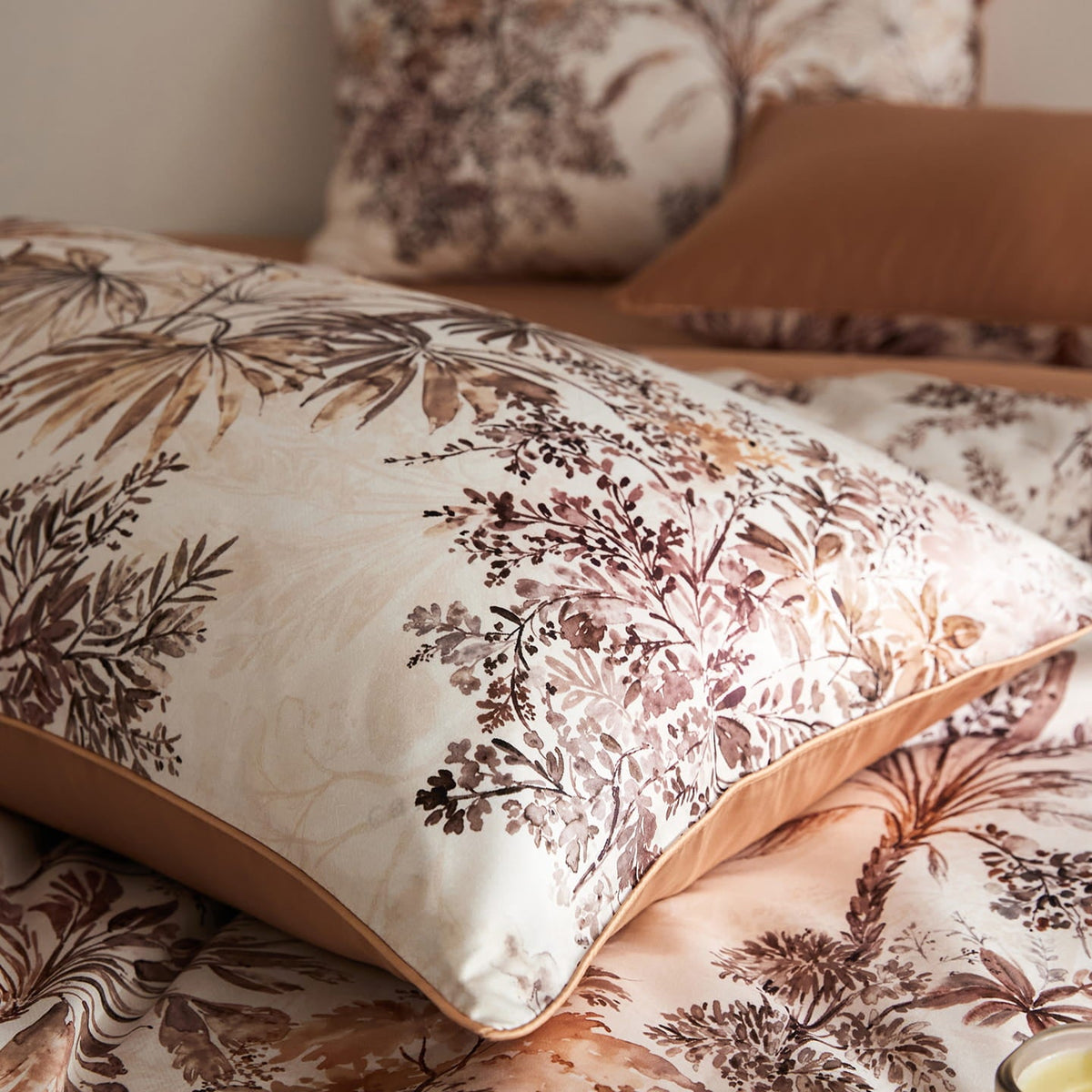 Savona Sunlit Canopy Botanical Egyptian Cotton Bedding Set