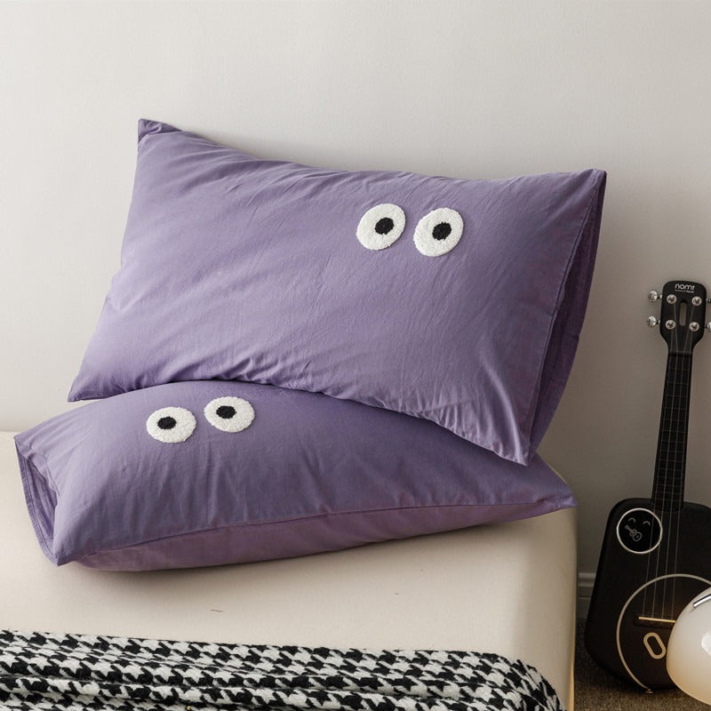 Curious Eyes Pillowcase Set