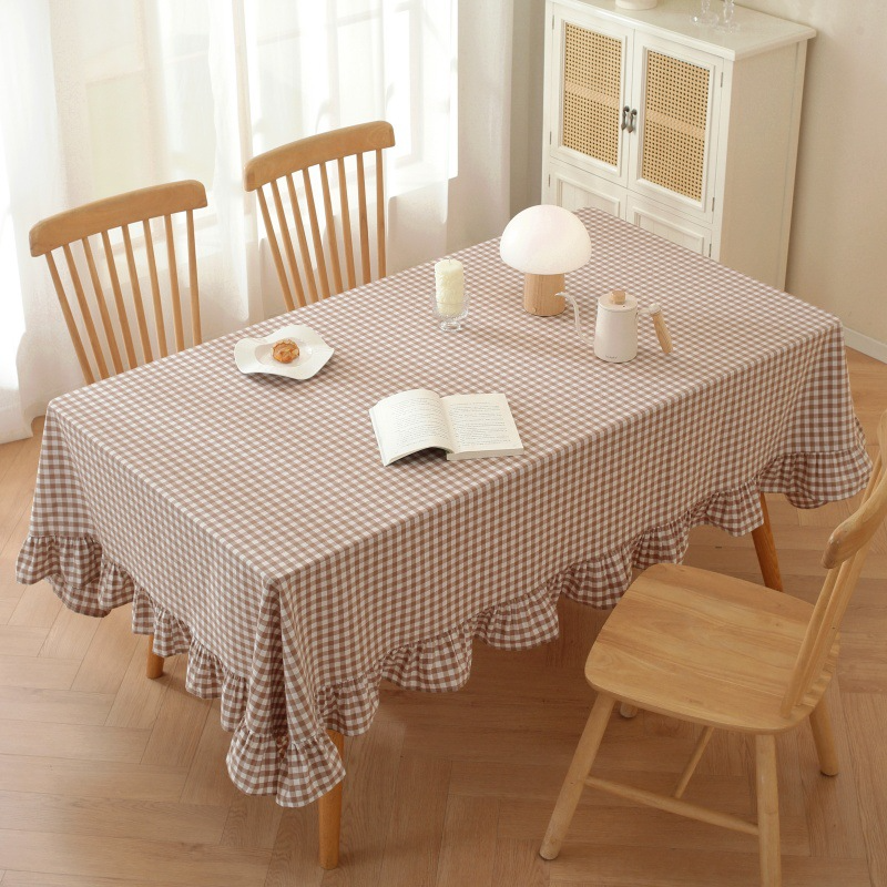 Dreamy Gingham Frill Tablecloth