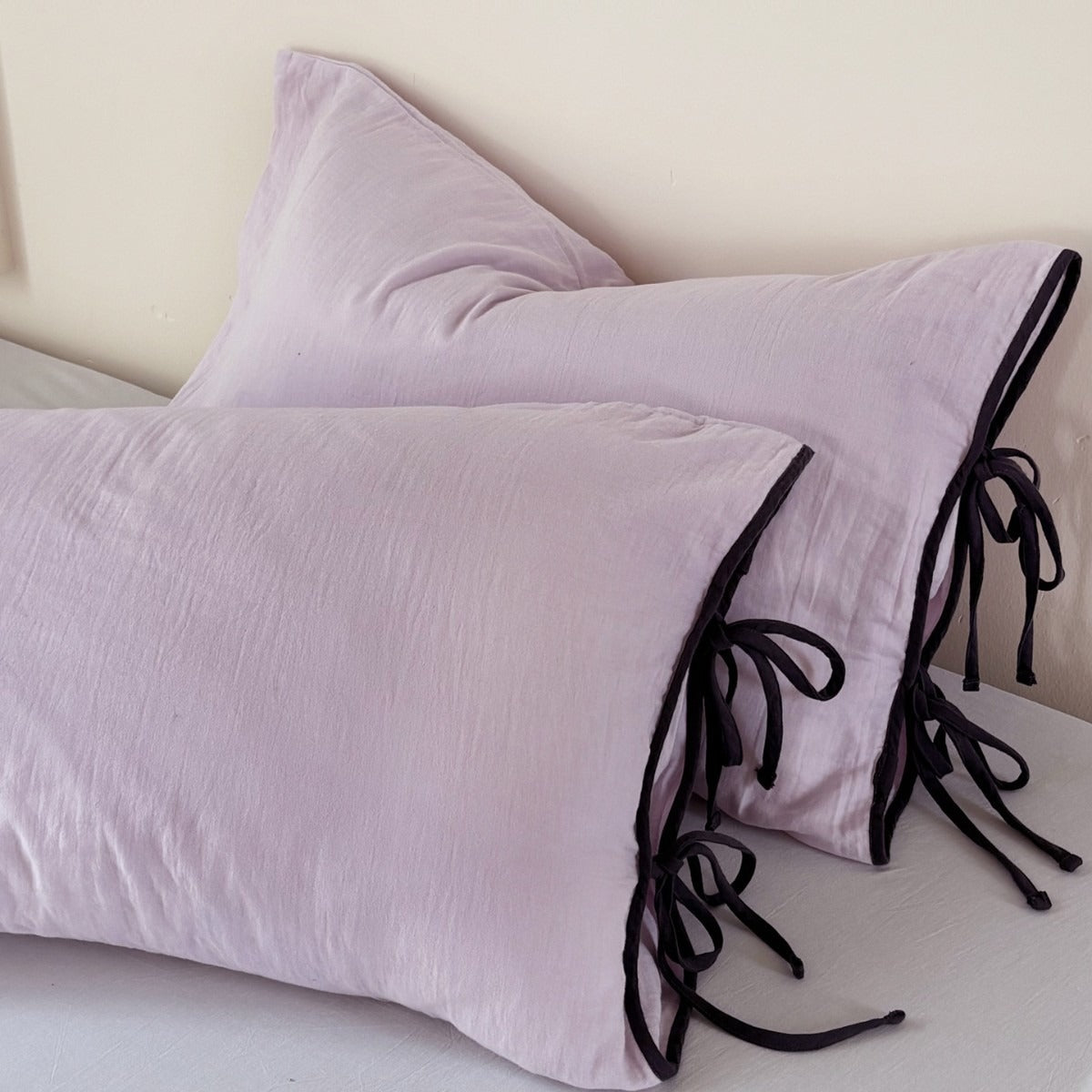 Colour Block Side Tie Pillowcase Set