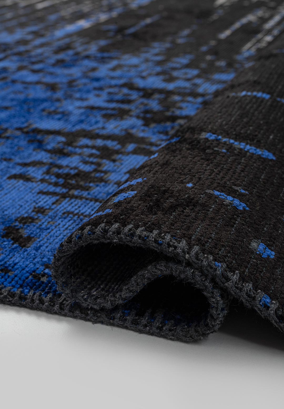 Murcia Black - Sax Blue Rug