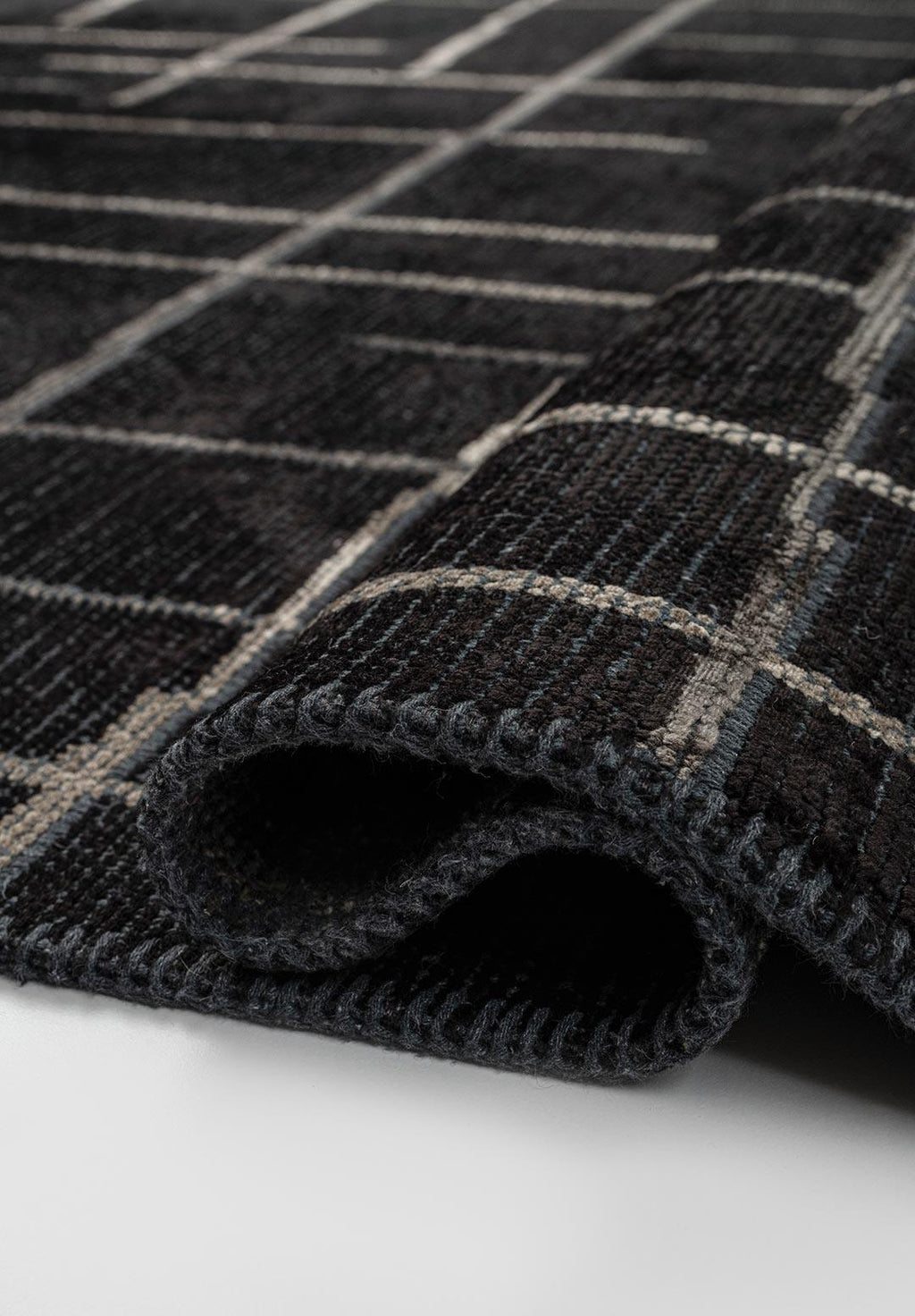 Brooklyn Anthracite - Black Rug