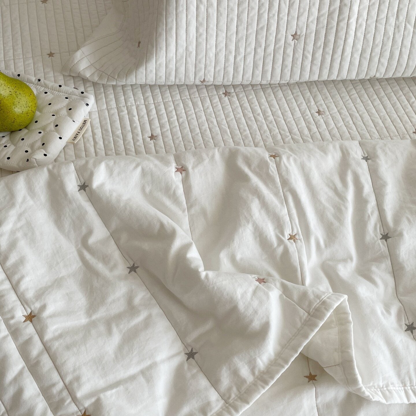 Twinkle Star Summer Quilted Blanket