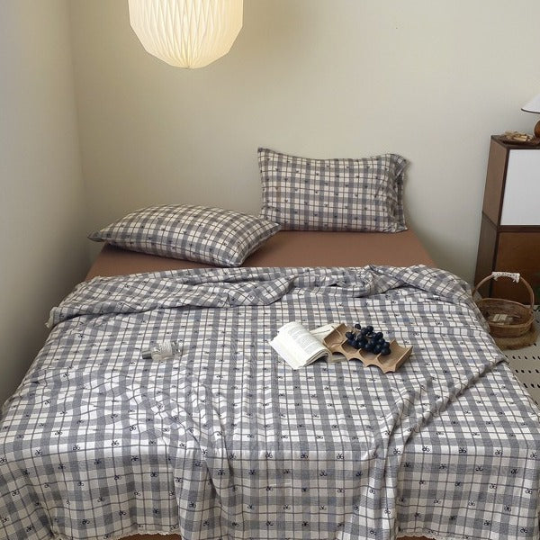 Plaid Bow Summer Quilted Blanket