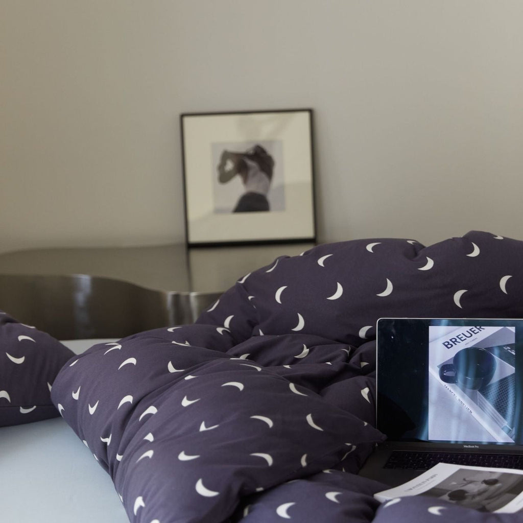 Calmly Moon Bedding Set