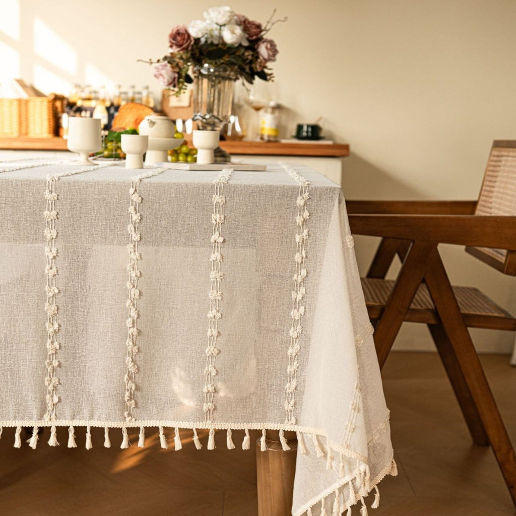 Farmhouse Pom Pom Tassel Tablecloth