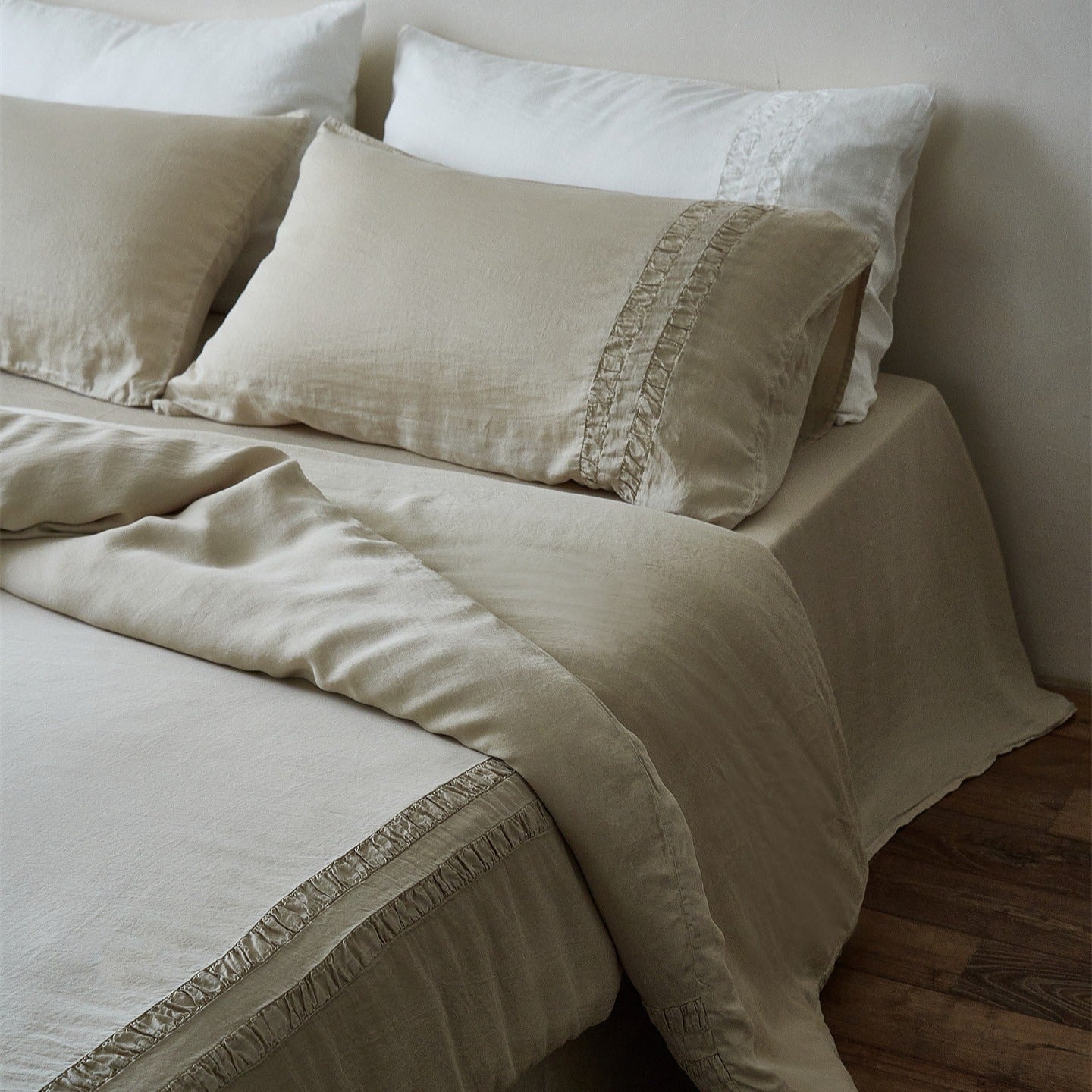 Cottage Ruched Bedding Set