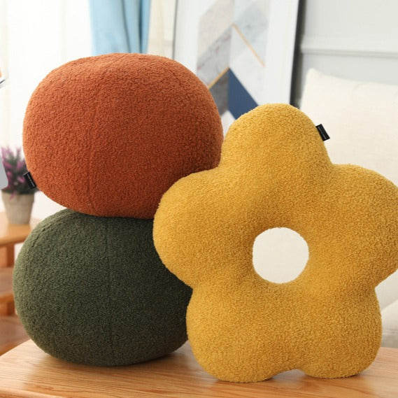 Daisy Land Cushion