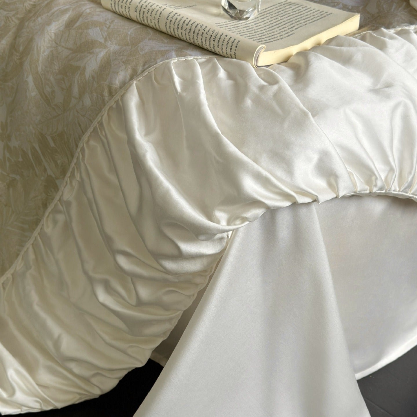 Parisian Ruffle Lyocell Bedding Set