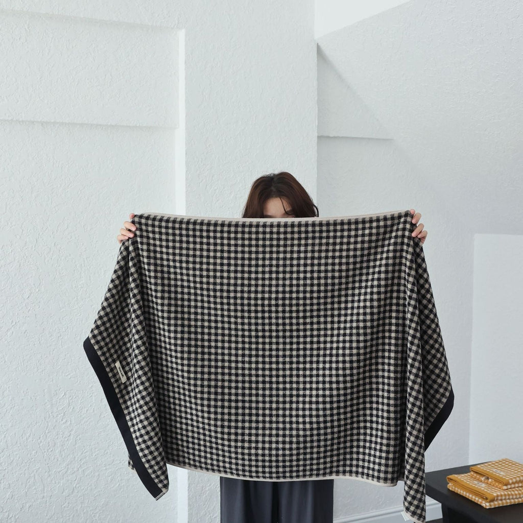 Minimalist Checkered Towel