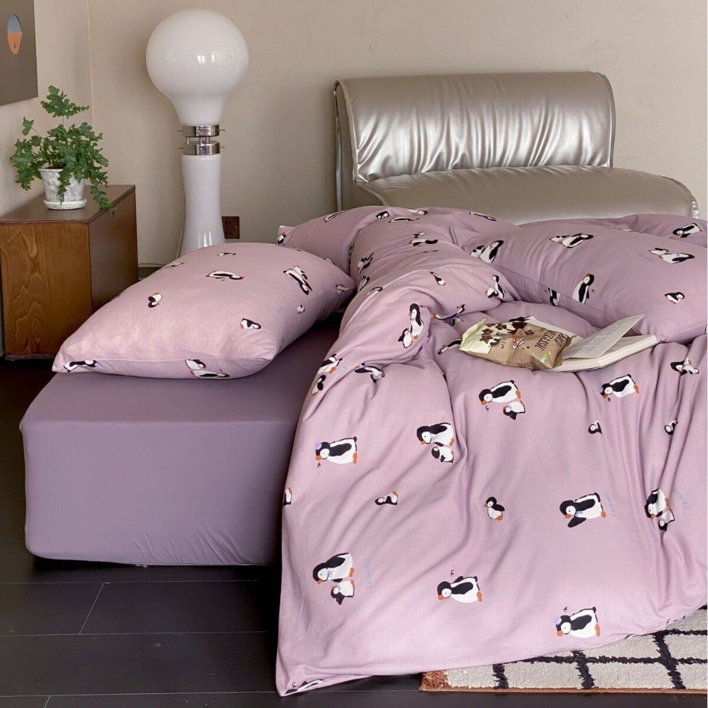 Penguin Party Dots Bedding Set