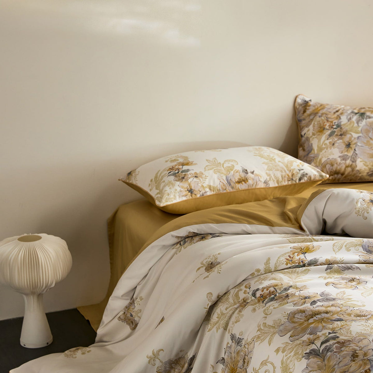 Veloria Floral Egyptian Cotton Bedding Set