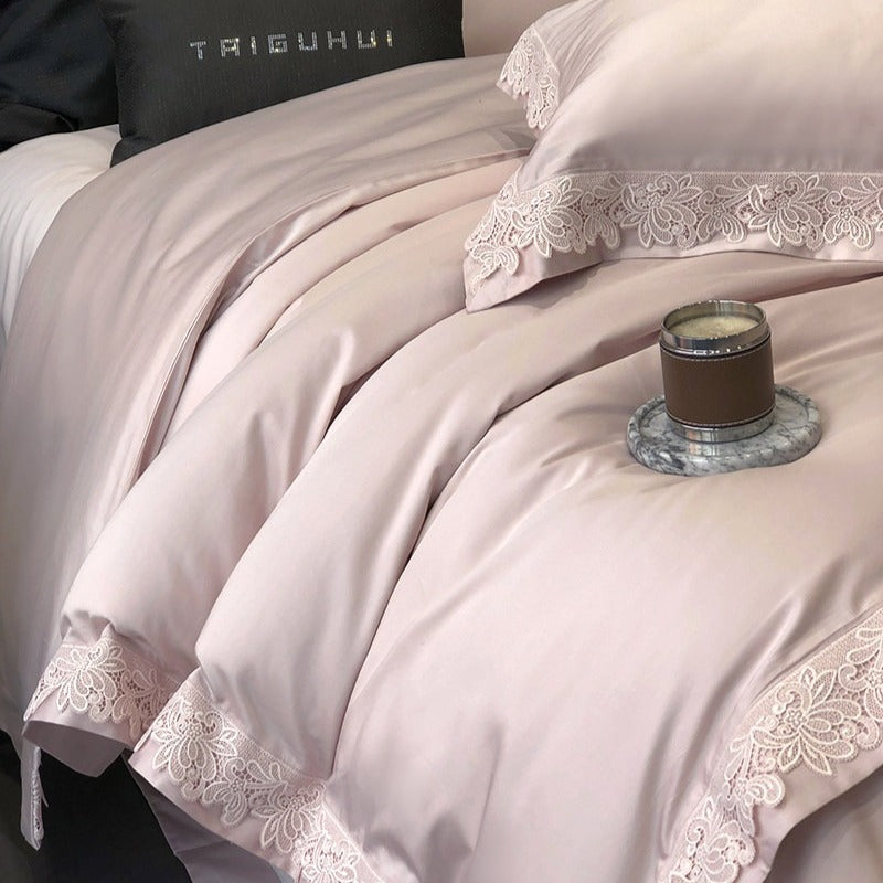 Alice Dream Bedding Set