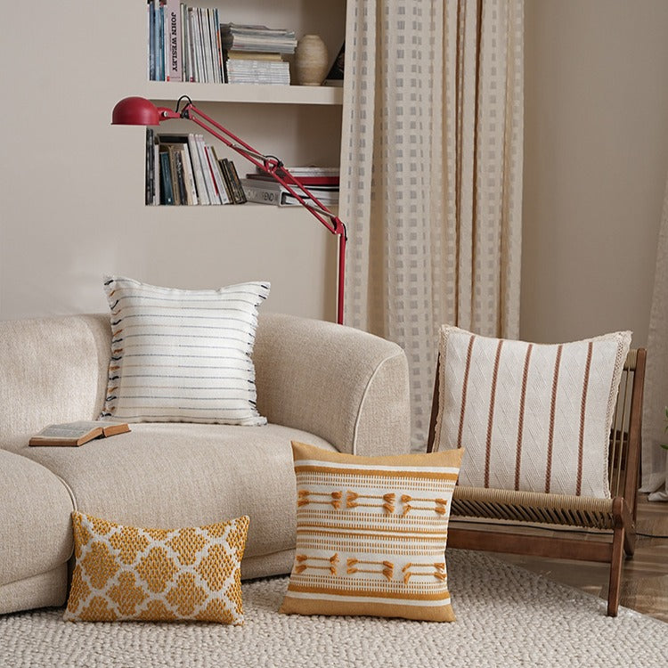 Sunny Weave Cushion