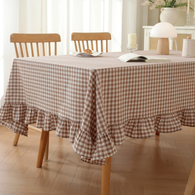 Dreamy Gingham Frill Tablecloth