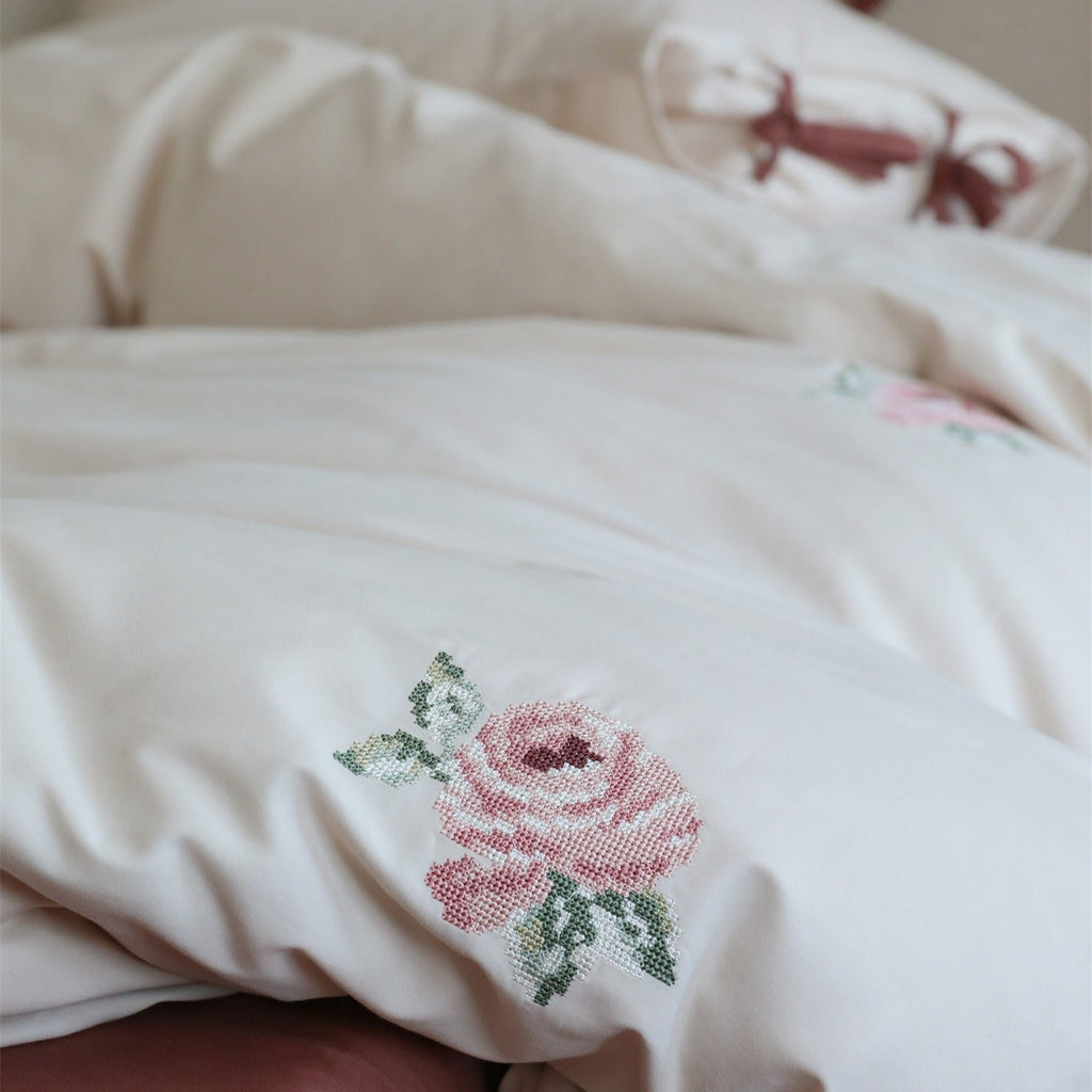 Retro Rose Garden Bedding Set
