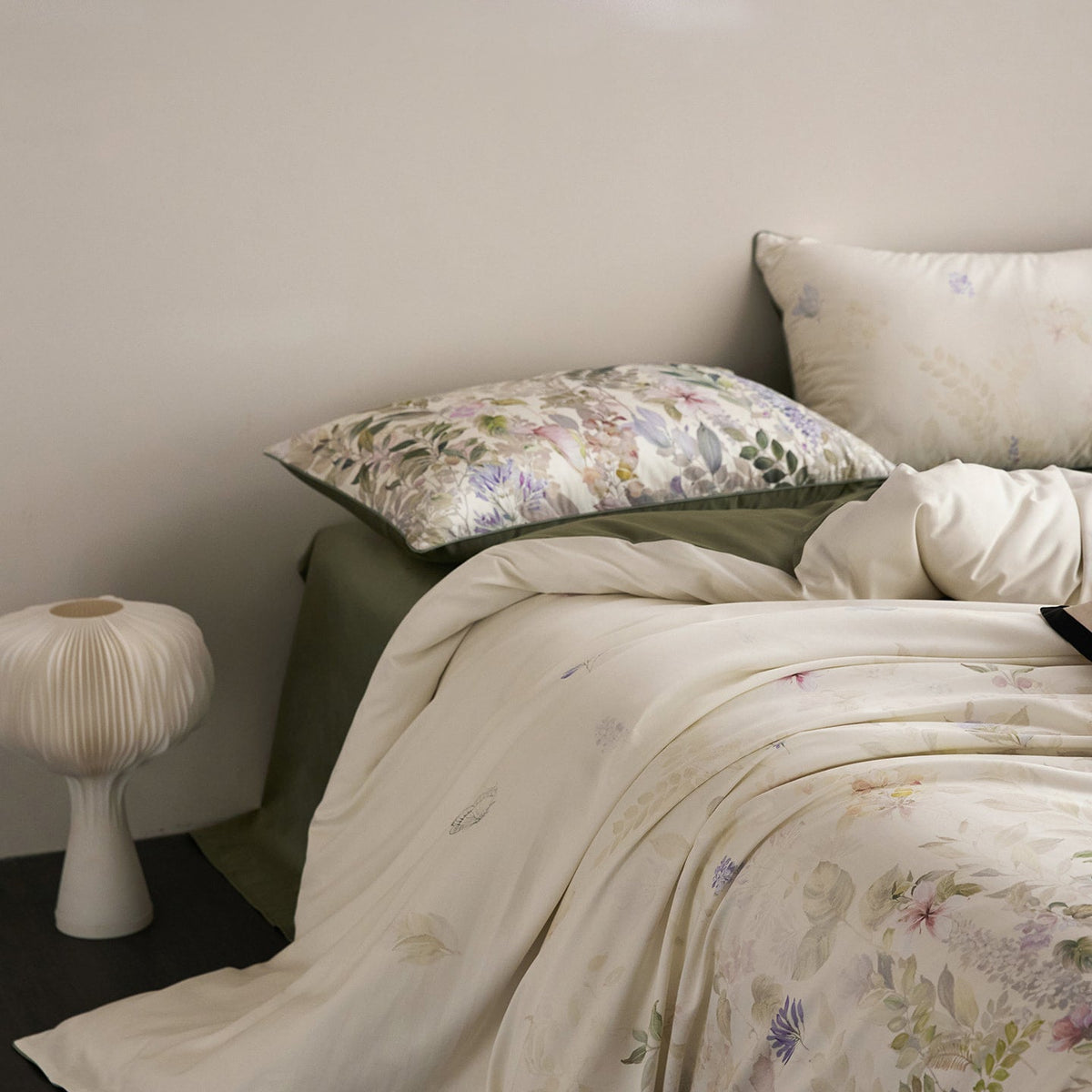 Sylvara Botanical Egyptian Cotton Bedding Set