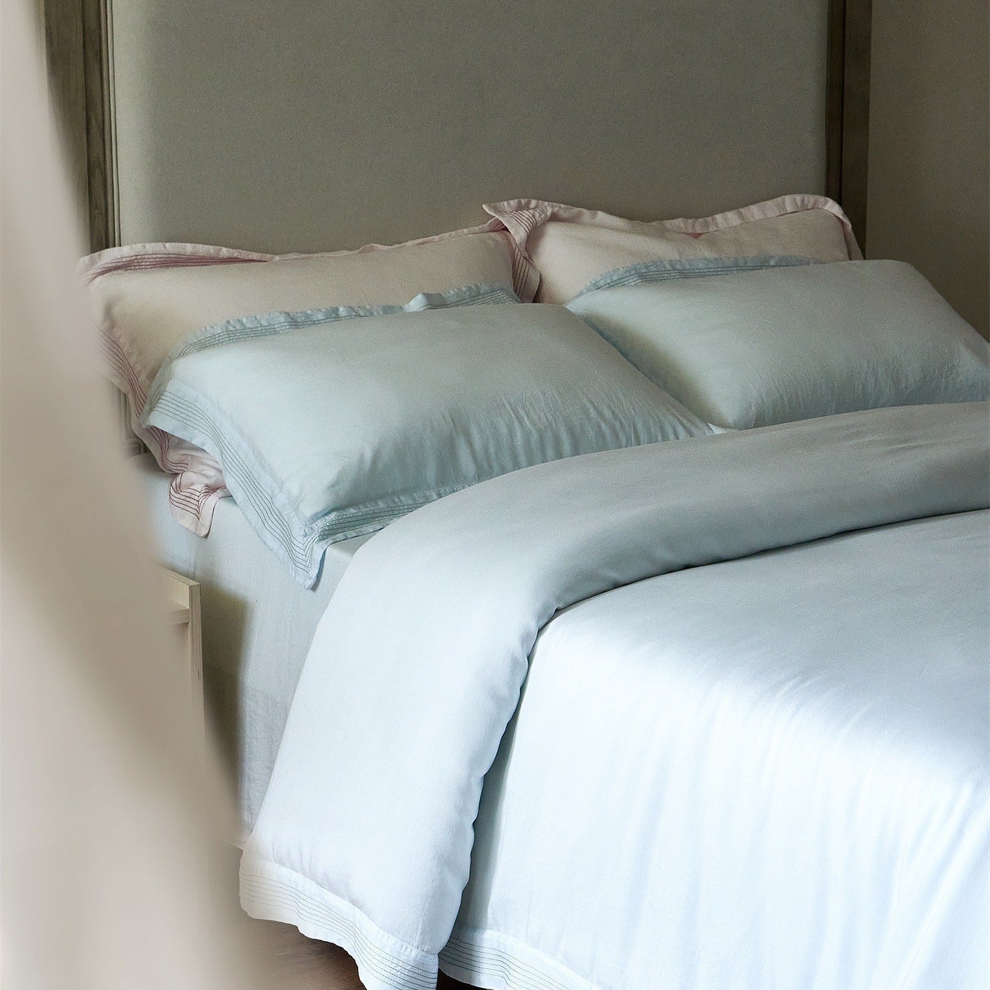 Dreamline Stitch Lyocell Bedding Set