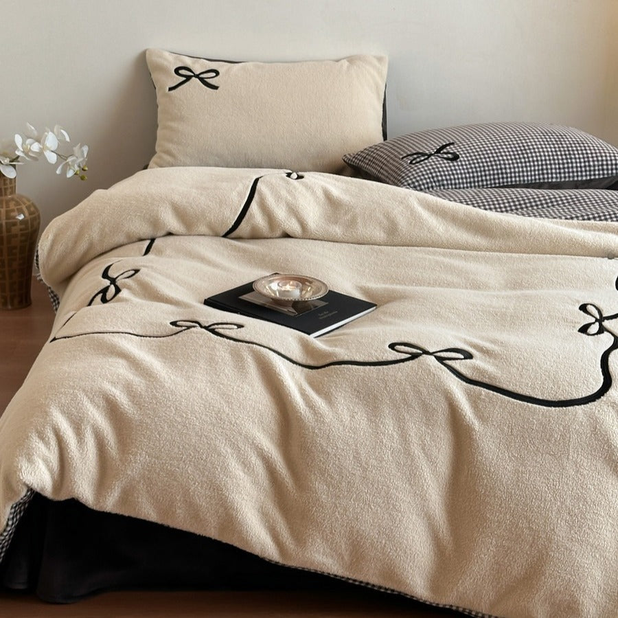 Ribbon Letter Fluffy Bedding Set
