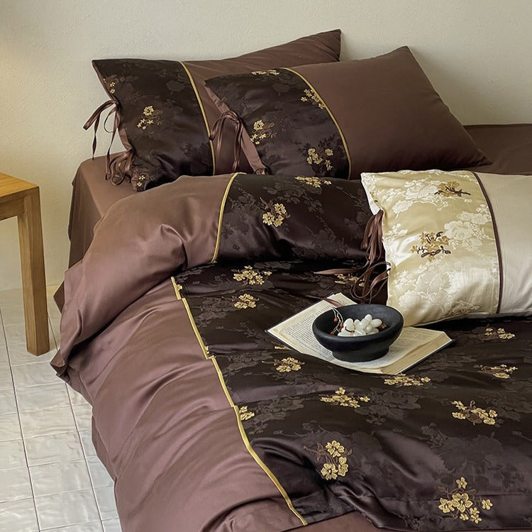 Vintage Floral Embroidery Bedding Set