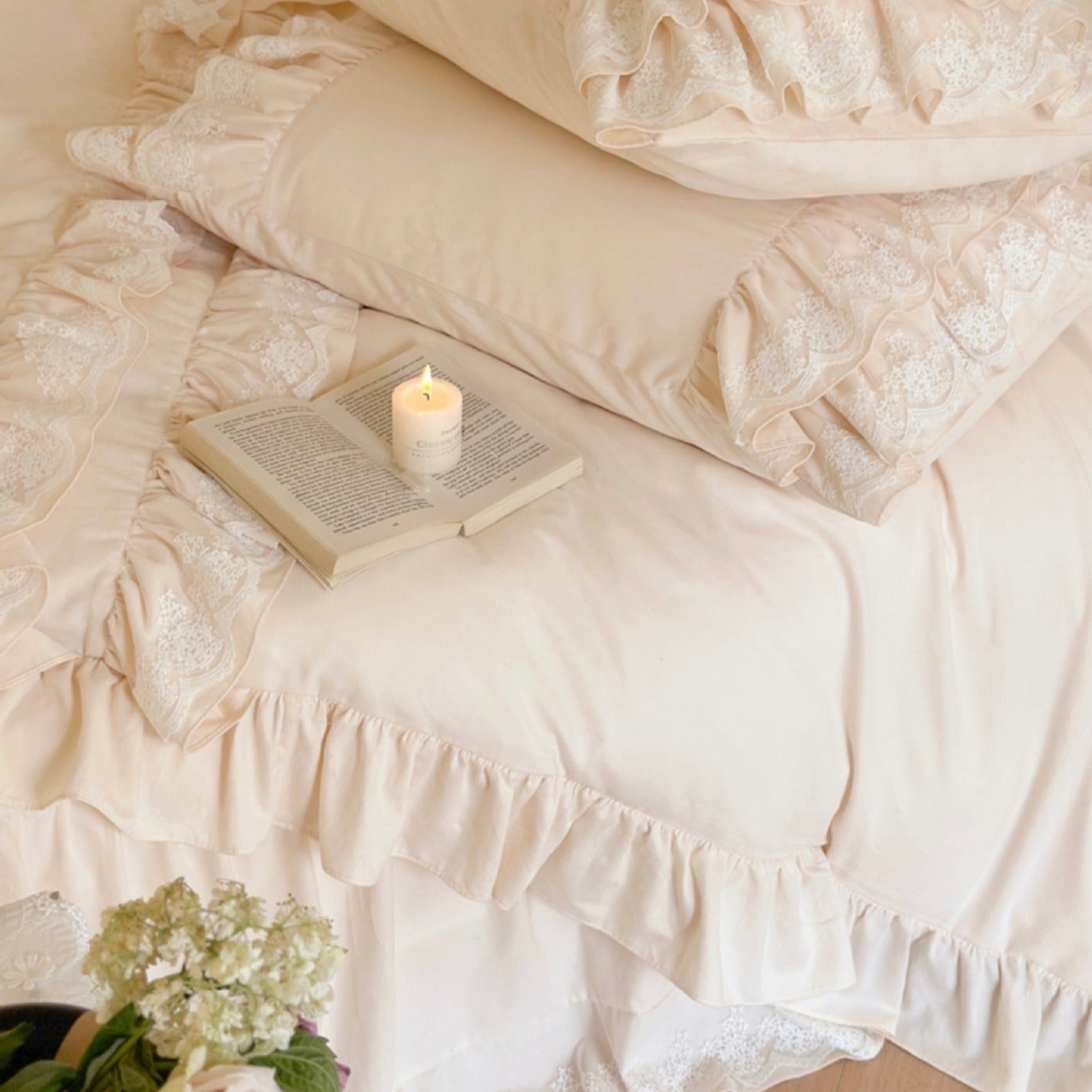 Jasmine Cream Ruffle Bedding Set