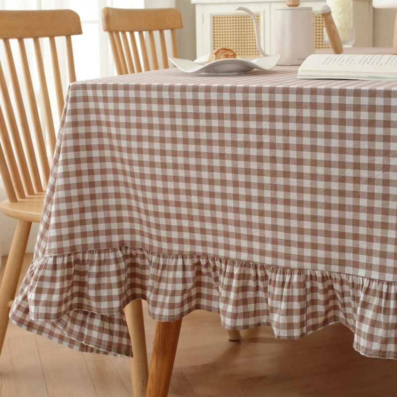 Dreamy Gingham Frill Tablecloth