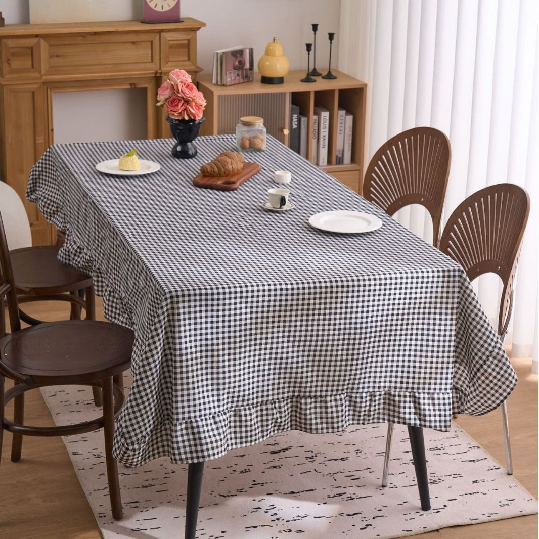 Picnic Party Ruffle Tablecloth