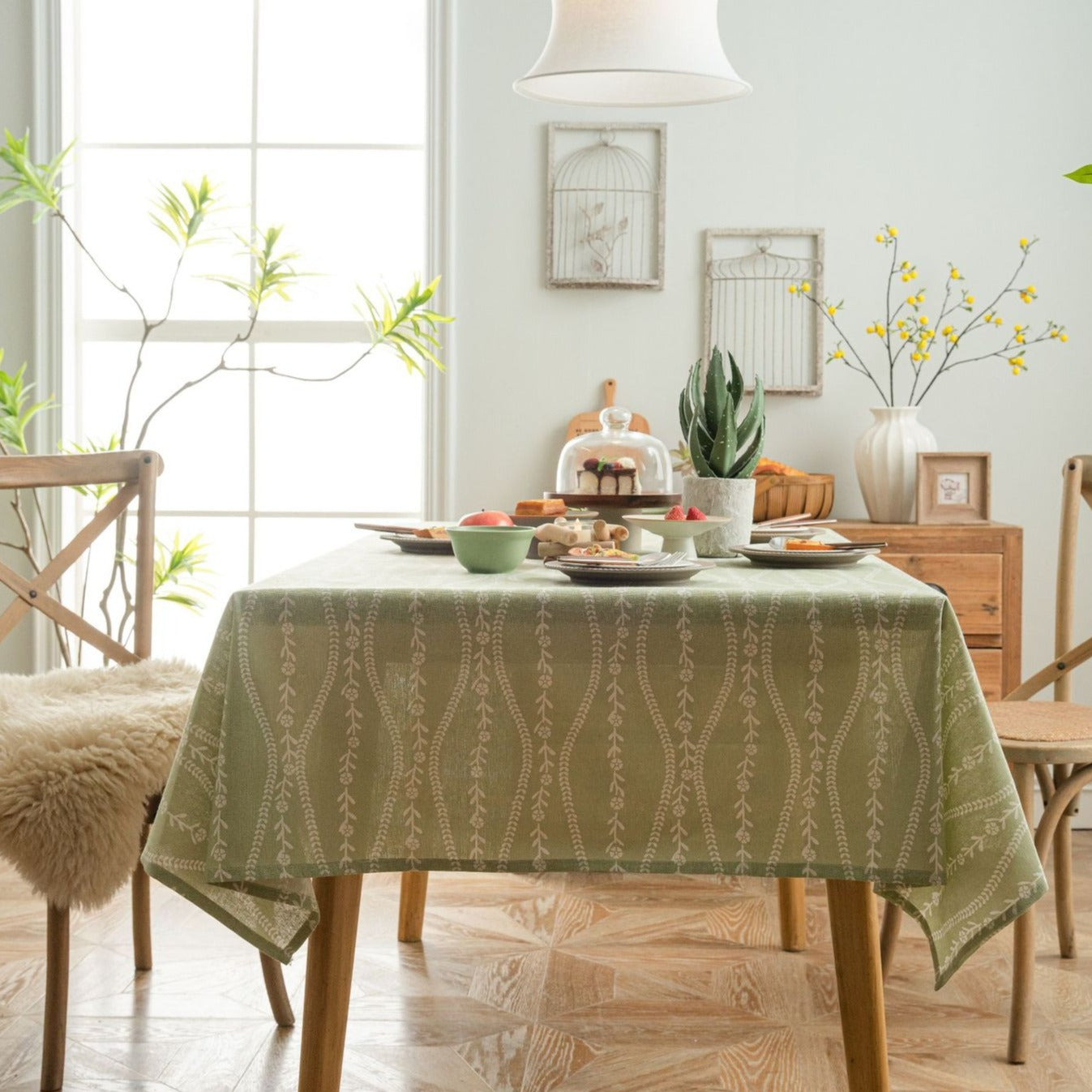Vine Wave Tablecloth
