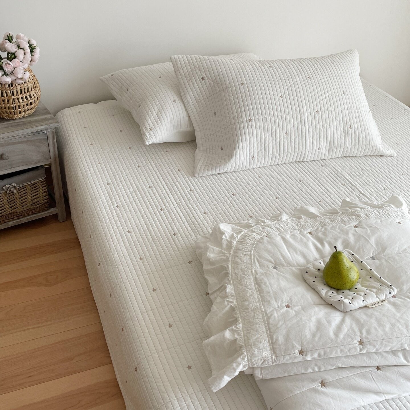 Twinkle Star Summer Quilted Blanket