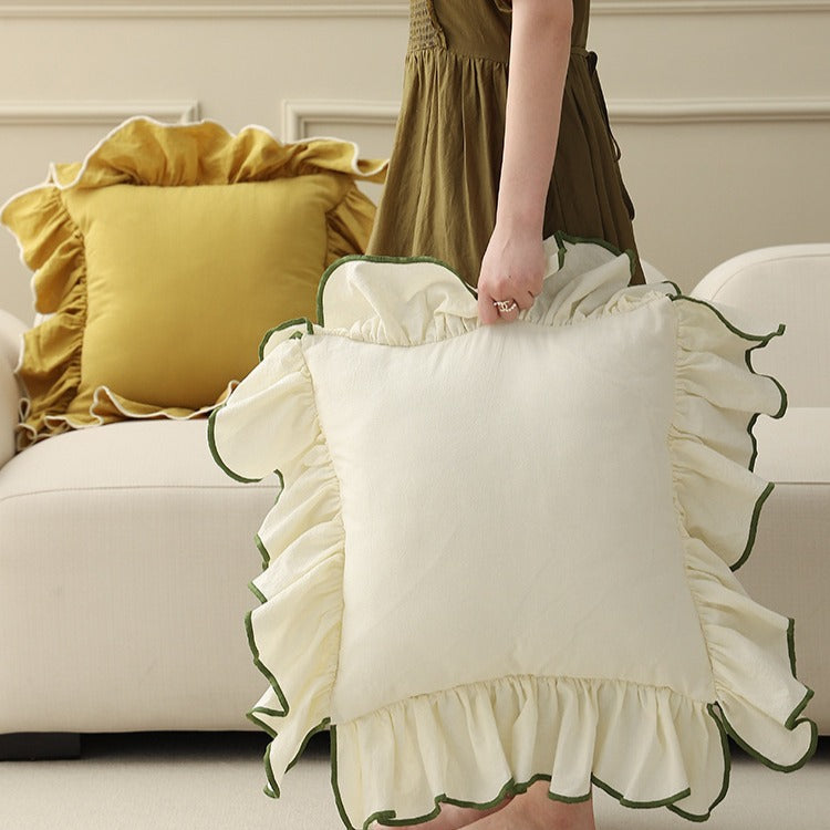Cozy Ruffle Cushion