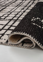 Edinburgh Black - Ecru Rug