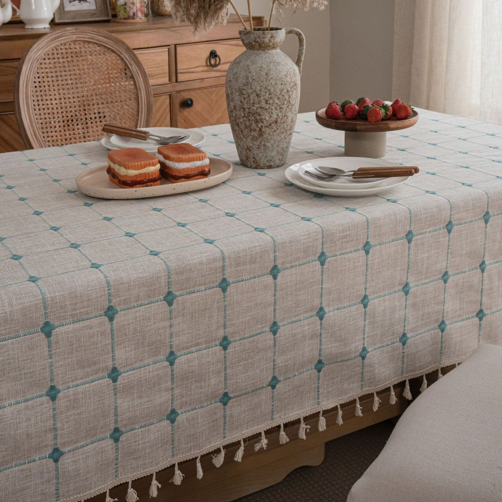 Farmhouse Lattice Tablecloth