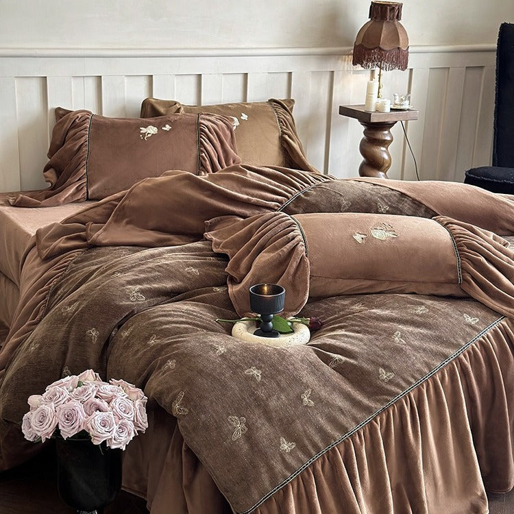 Butterfly Ruffle Plush Bedding Set