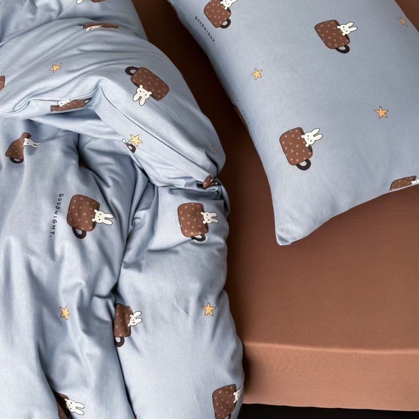Squirrel & Acorn Dots Bedding Set