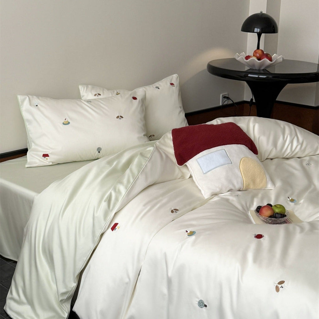 Tiny Dream Bedding Set