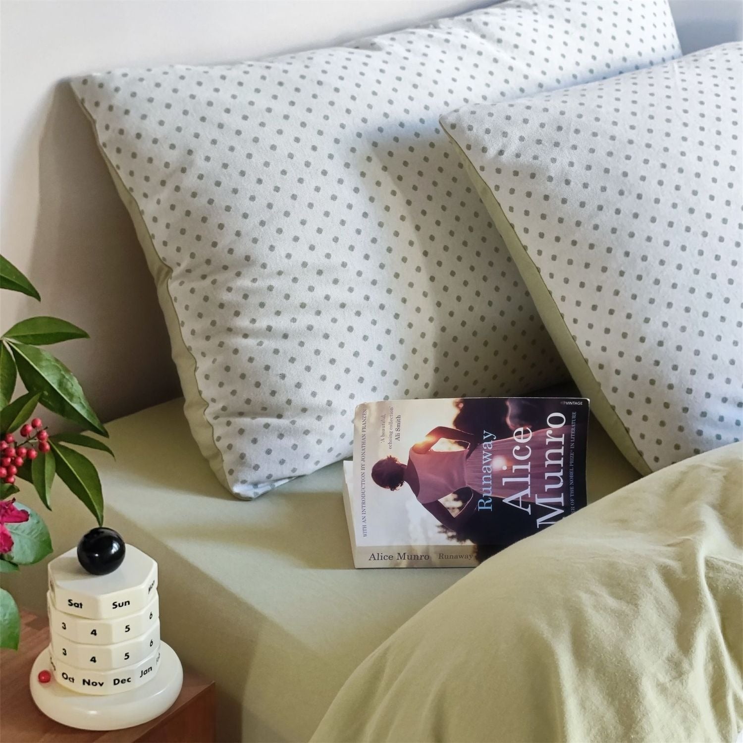 Dot Cosy Bedding Set