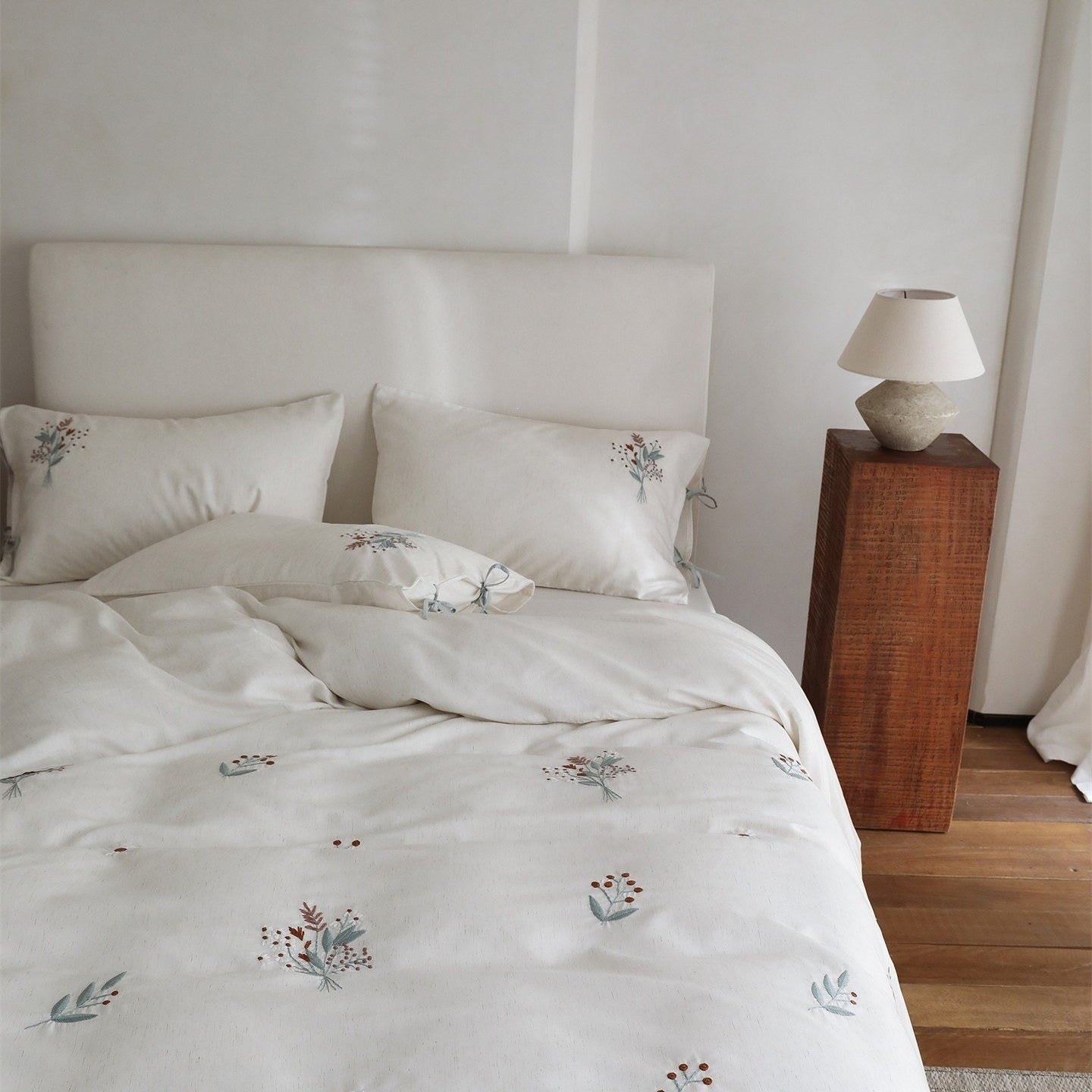 Wildflower Bow Bedding Set