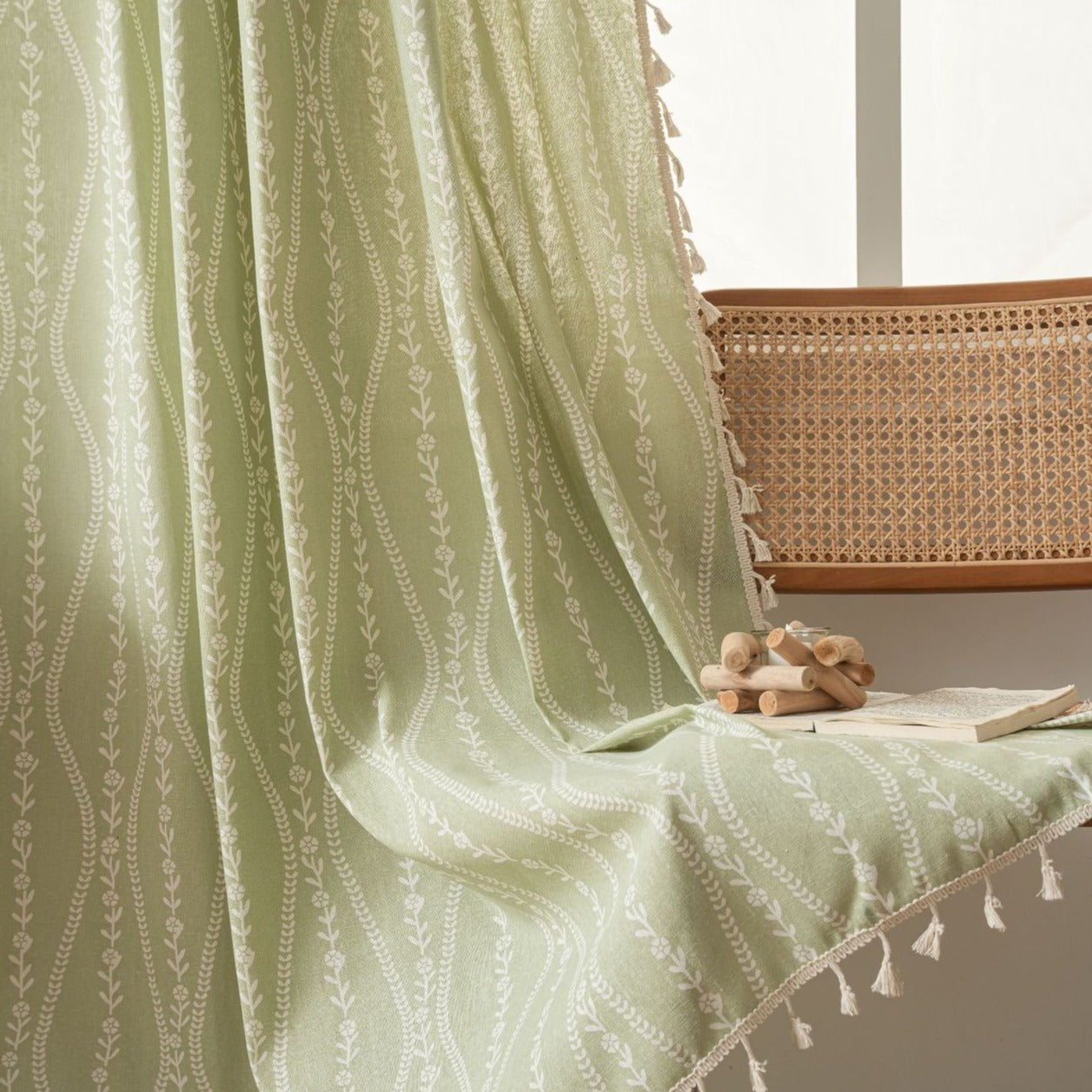 Vine Wave Tassel Curtain
