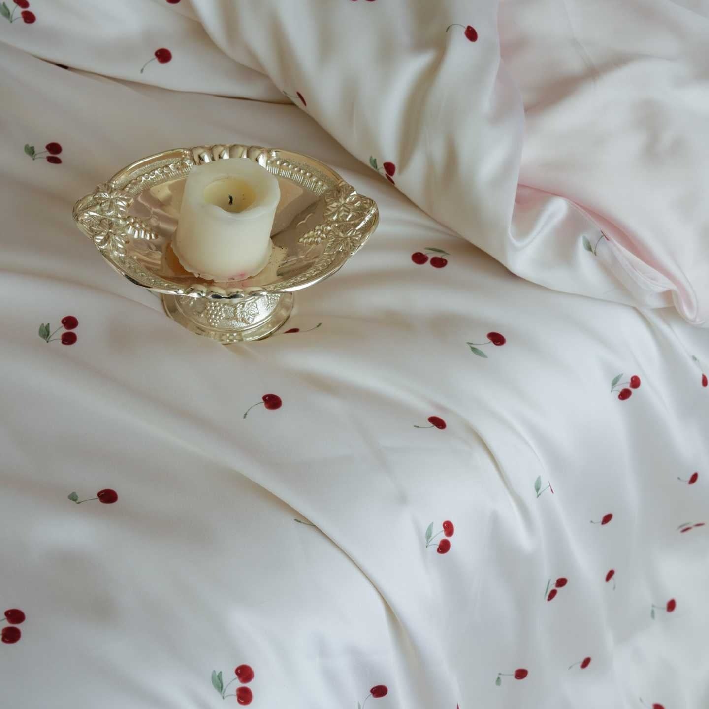 Cherry Lyocell Bedding Set