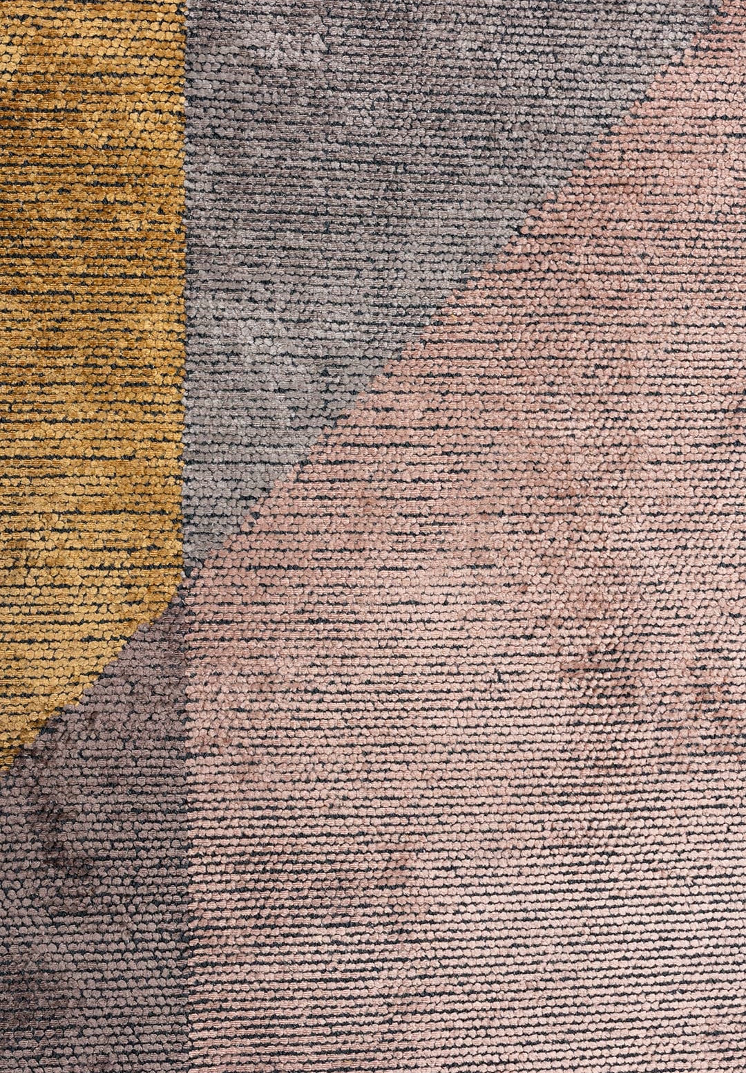 Chicago Dark Grey - Gold Rug