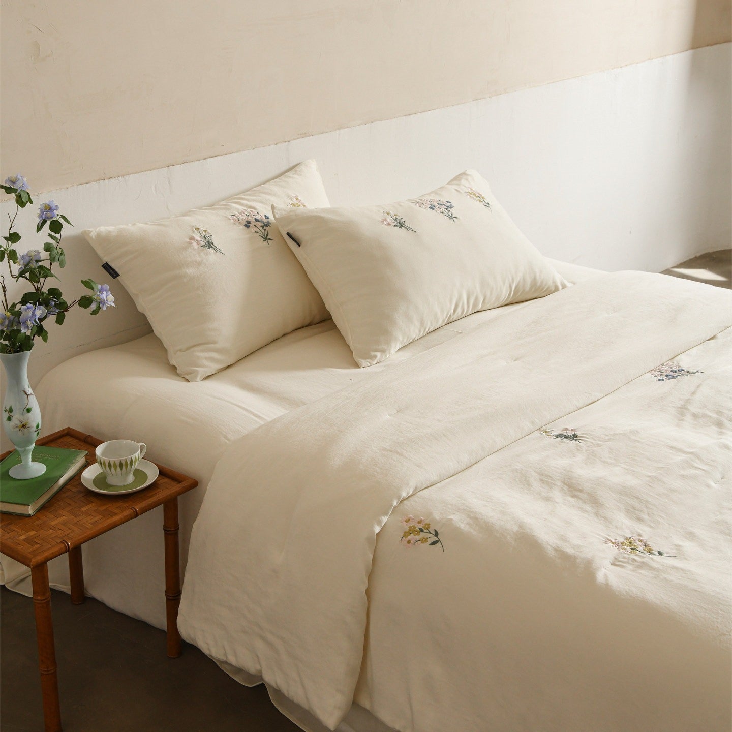 Cottage Wildflower Summer Quilted Blanket