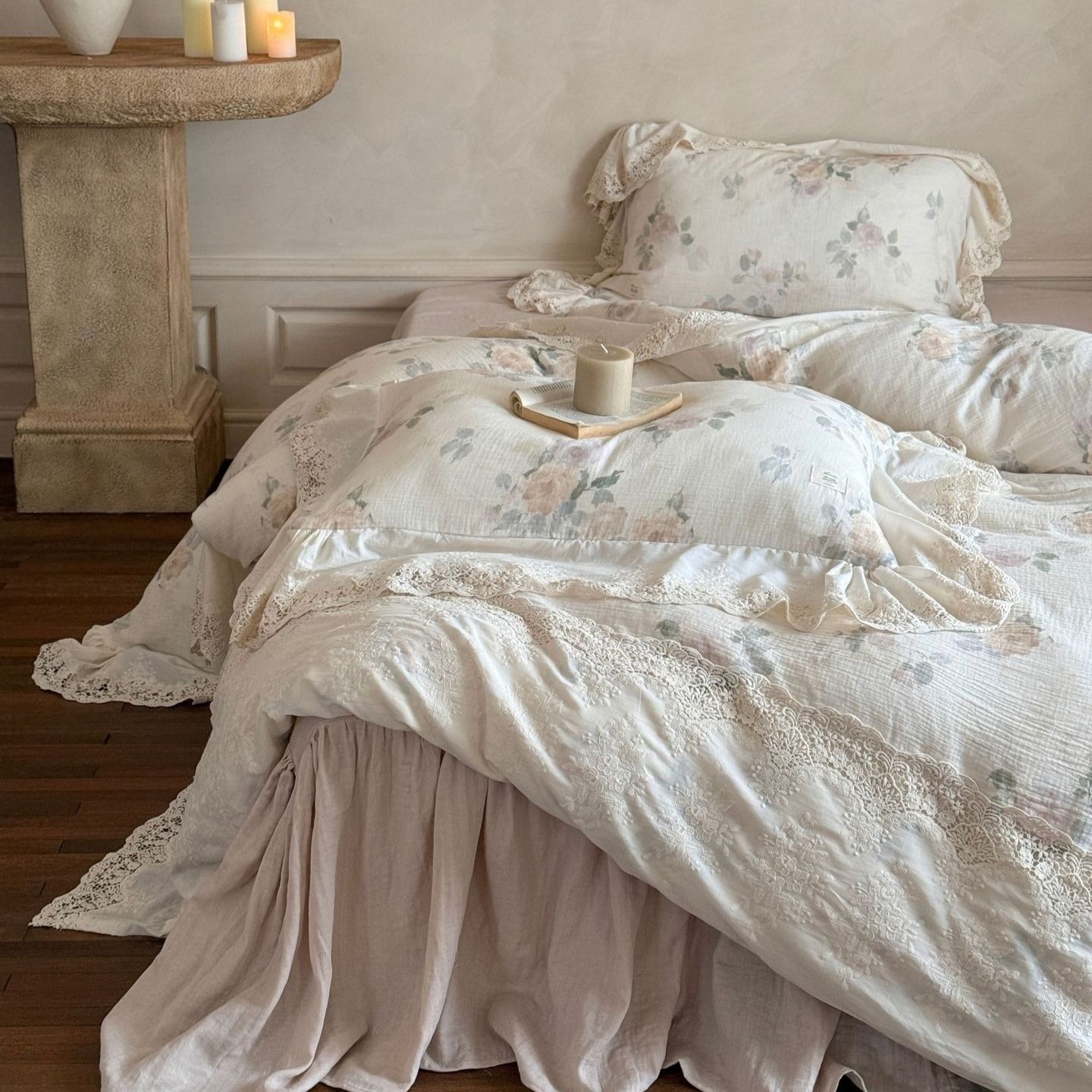 Perpetua Rosy Lace Bedding Set