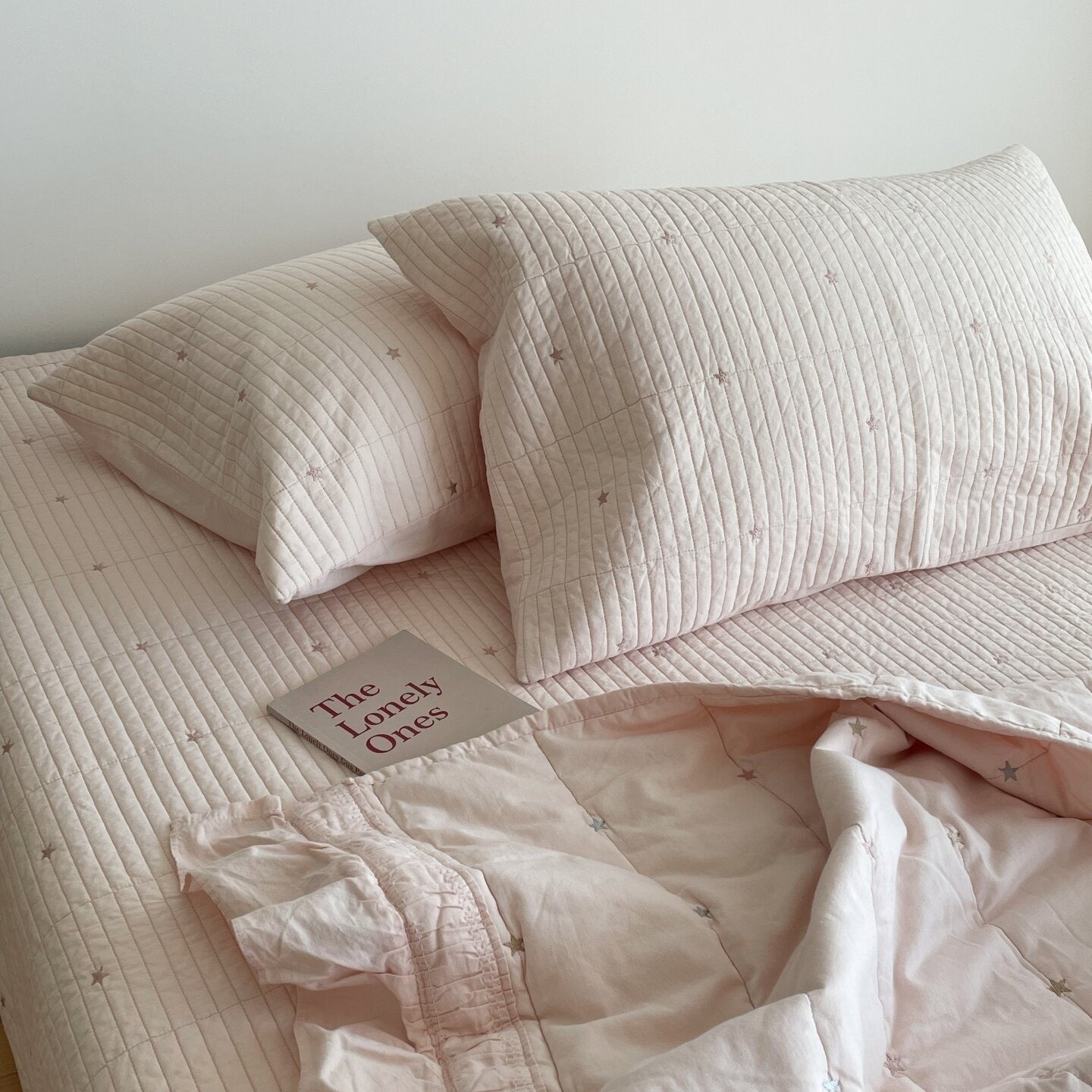 Twinkle Star Summer Quilted Blanket